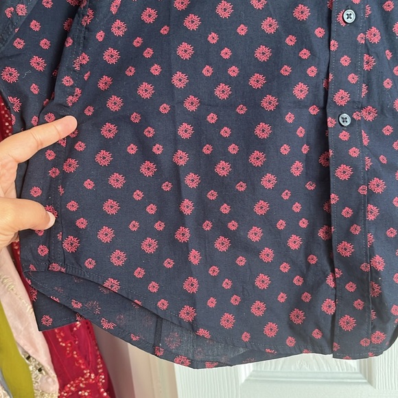 Grameen Uniqlo button down full sleeve shirt - Picture 3 of 7